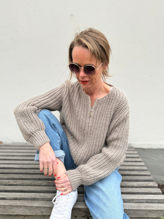 Strickjacke Bomberstyle