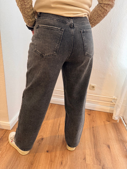 Barrel Fit Jeans
