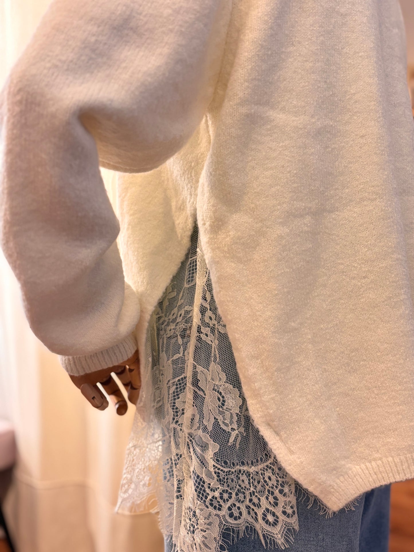 Strickpullover mit Spitzen-Detail
