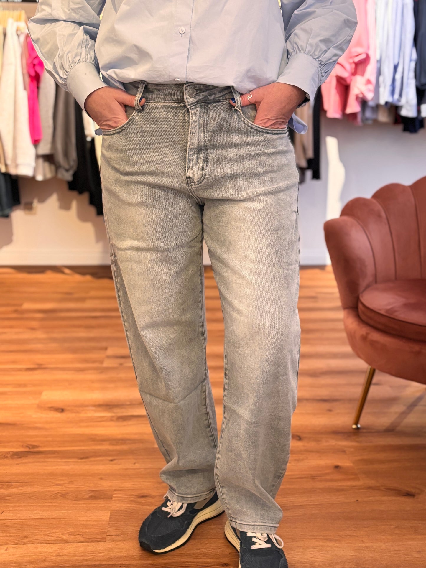 Barrel Fit Jeans