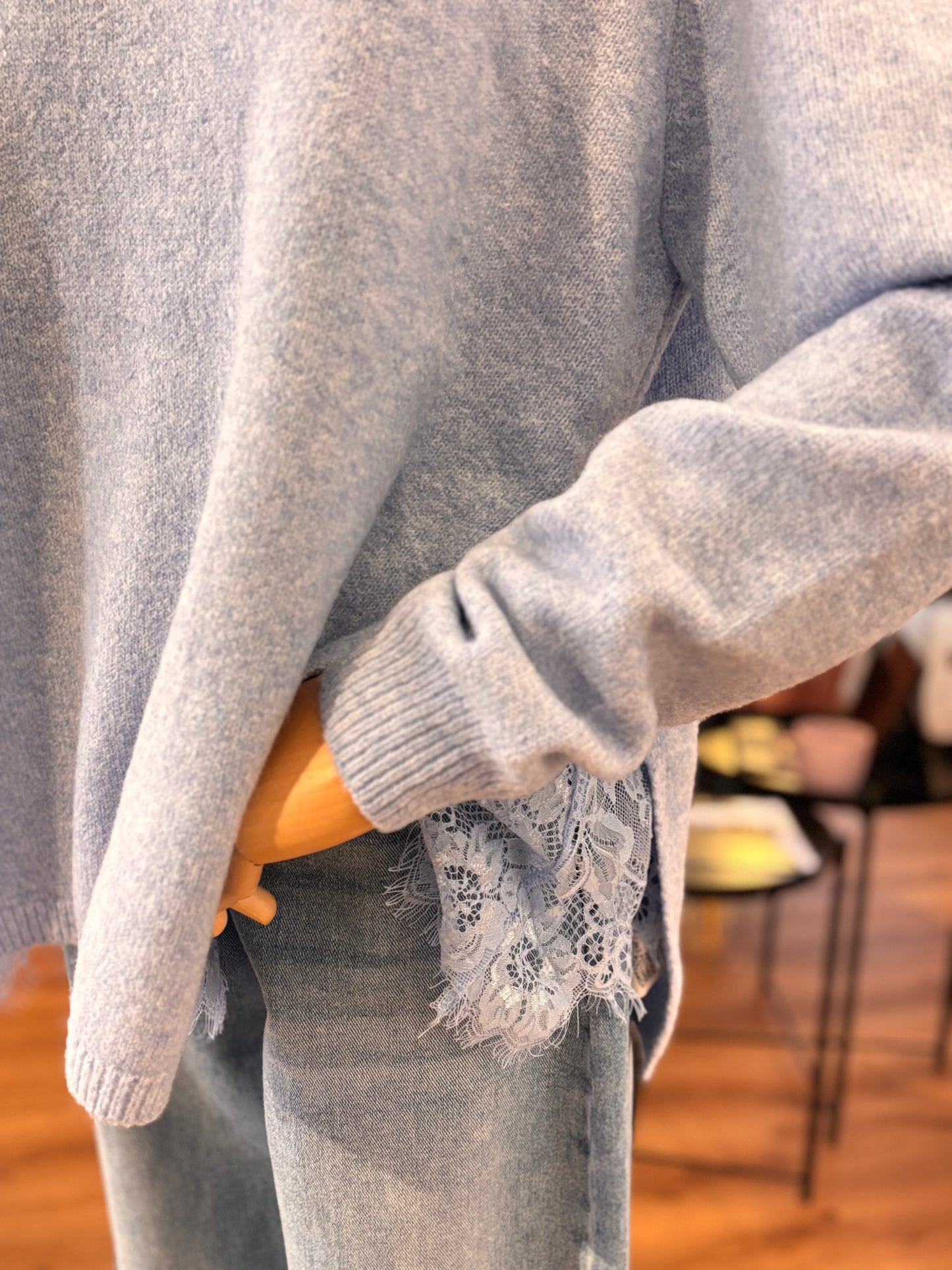 Strickpullover mit Spitzen-Detail